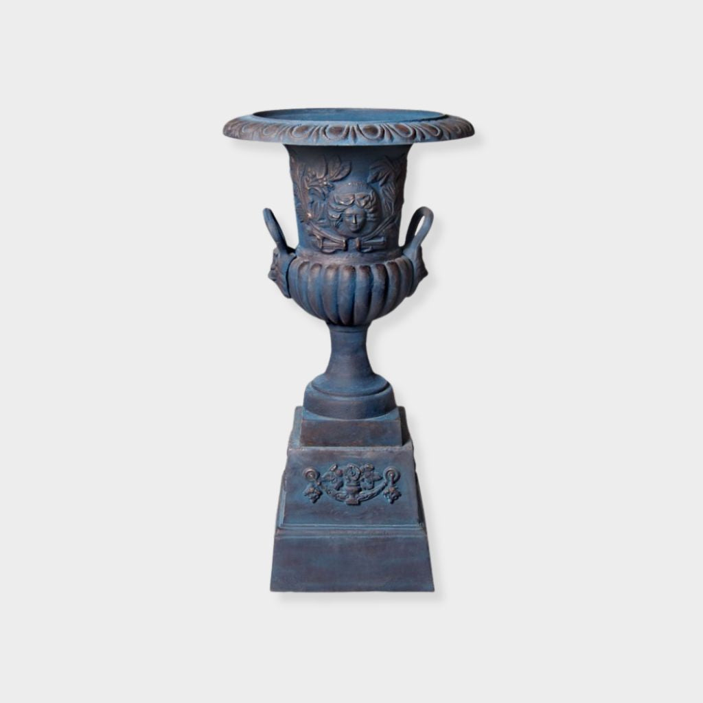 Verona Urn & Base