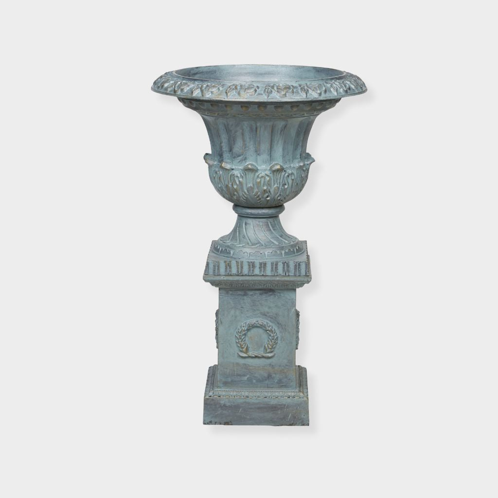 Montpellier Urn & Base